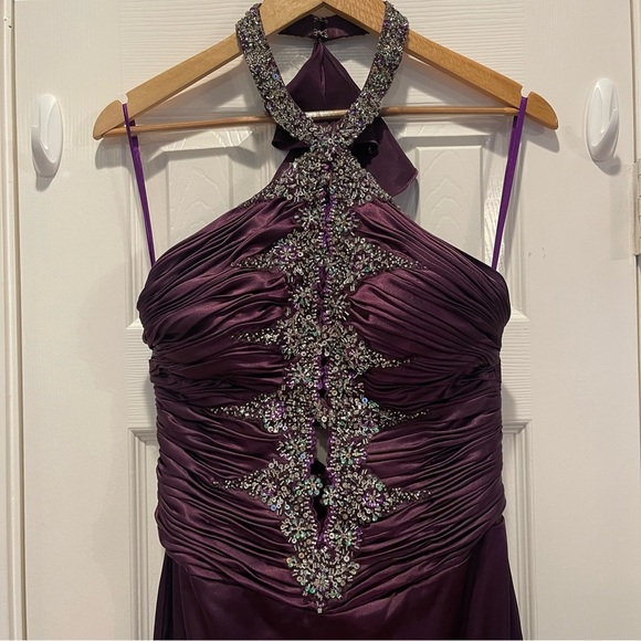 Y2K Evening Halter Gown Women’s Size 12 Small Purple Satin Beaded Prom Wedding - Picture 3 of 13